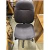 Image 1 : ROLLING OFFICE CHAIR