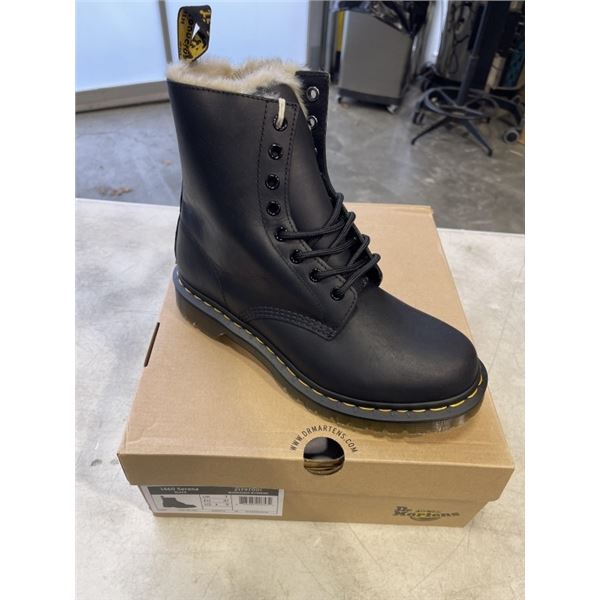 NEW DR. MARTENS AIR WAIR 1460 SERENA  BLACK BURNISHED WYOMING, SIZE US 9 WOMEN