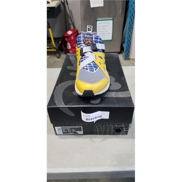 NEW NIKE AIR HUARACHE 20Y24/PATTA SIZE US MENS 13