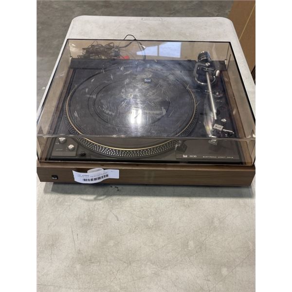 VINTAGE DUAL 606 RECORD PLAYER