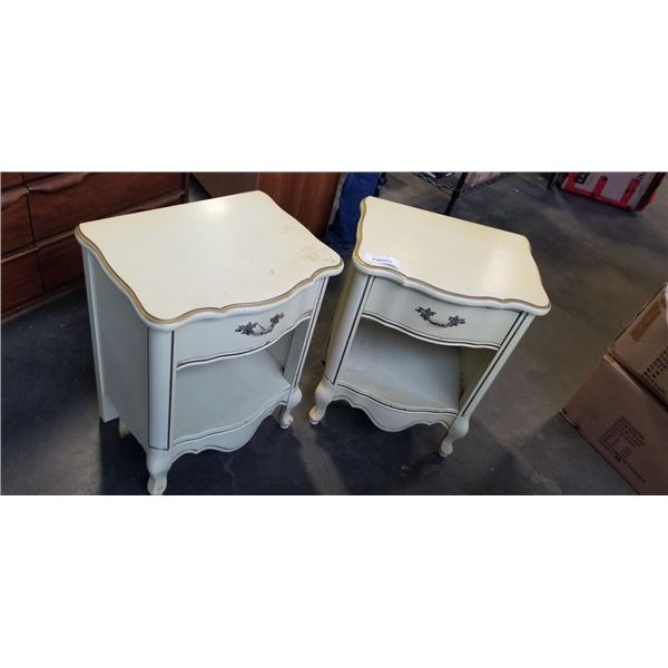PAIR OF VINTAGE NIGHTSTANDS