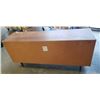 Image 3 : 9 DRAWER MCM DRESSER