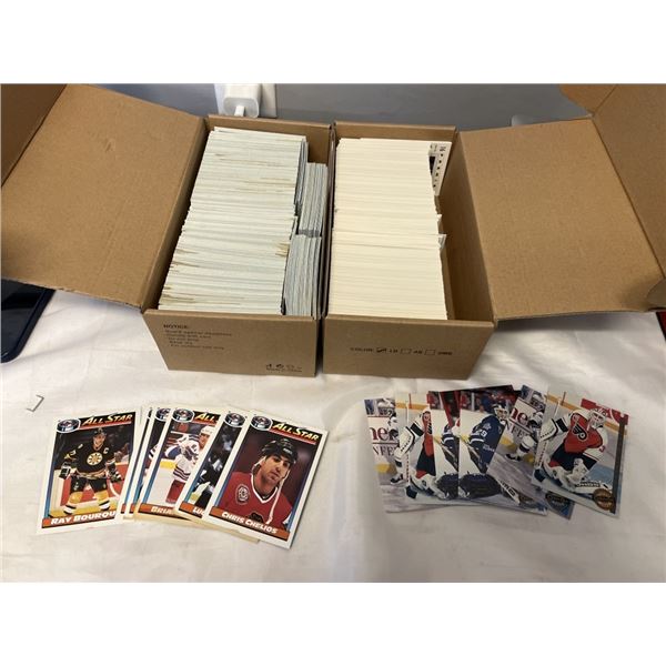 2 BOXES OF ASSORTED O-PEE-CHEE HOCKEY CARDS