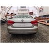 Image 17 : PARKSVILLE - 2014 VW PASSAT S, GREY, 134694 KMS, FRONT WHEEL DRIVE. - D096832