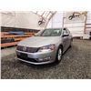 Image 2 : PARKSVILLE - 2014 VW PASSAT S, GREY, 134694 KMS, FRONT WHEEL DRIVE. - D096832