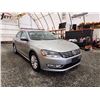 Image 8 : PARKSVILLE - 2014 VW PASSAT S, GREY, 134694 KMS, FRONT WHEEL DRIVE. - D096832