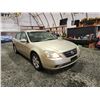 Image 10 : PARKSVILLE - 2003 NISSAN ALTIMA, GOLD, 159216 KMS, FRONT WHEEL DRIVE. - J124194