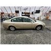 Image 13 : PARKSVILLE - 2003 NISSAN ALTIMA, GOLD, 159216 KMS, FRONT WHEEL DRIVE. - J124194