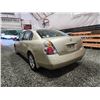 Image 21 : PARKSVILLE - 2003 NISSAN ALTIMA, GOLD, 159216 KMS, FRONT WHEEL DRIVE. - J124194