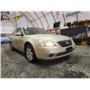 Image 9 : PARKSVILLE - 2003 NISSAN ALTIMA, GOLD, 159216 KMS, FRONT WHEEL DRIVE. - J124194