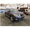 Image 9 : PARKSVILLE - 2014 NISSAN PATHFINDER, GREY, 165610 KMS, FOUR WHEEL DRIVE. - D731651