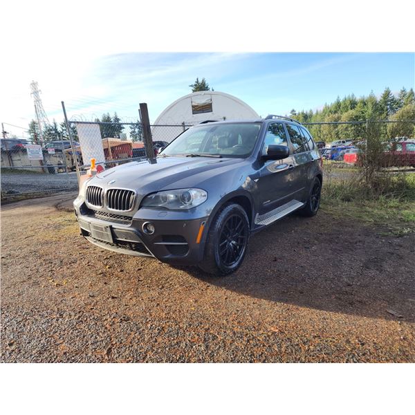 PARKSVILLE - 2013 BMW X5, GREY, 190757 KMS, ALL WHEEL DRIVE. - BB14920