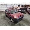 Image 10 : PARKSVILLE - 2009 HYUNDAI TUCSON, RED, 326904 KMS, ALL WHEEL DRIVE. - D167900