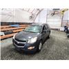 Image 4 : PARKSVILLE - 2011 CHEVY TRAVERSE, GREY, 165796 KMS, ALL WHEEL DRIVE. - D163633