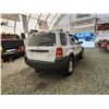 Image 6 : PARKSVILLE - 2006 FORD ESCAPE, WHITE, 258420 KMS, FOUR WHEEL DRIVE. - JC73909