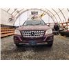 Image 5 : PARKSVILLE - 2009 MERCEDES ML320, RED, 285413 KMS, ALL WHEEL DRIVE. - P525310