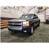 Image 2 : PARKSVILLE - 2007 CHEVY SILVERADO 1500, BLUE, 305620 KMS, 4X4. - D660383