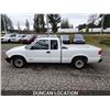 Image 17 : DUNCAN - 2002 CHEVROLET S10, WHITE, 197029 KMS, REAR WHEEL DRIVE. - D228263