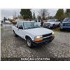 Image 6 : DUNCAN - 2002 CHEVROLET S10, WHITE, 197029 KMS, REAR WHEEL DRIVE. - D228263