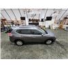 Image 13 : PARKSVILLE - 2016 NISSAN ROGUE, GREY, 217295 KMS, FOUR WHEEL DRIVE. - D746395