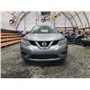 Image 5 : PARKSVILLE - 2016 NISSAN ROGUE, GREY, 217295 KMS, FOUR WHEEL DRIVE. - D746395
