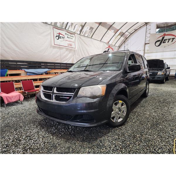 PARKSVILLE - 2012 DODGE GRAND CARAVAN, BLACK, 211623 KMS, FRONT WHEEL DRIVE. - B261571