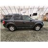Image 11 : PARKSVILLE - 2008 FORD ESCAPE, BLACK, 274294 KMS, FOUR WHEEL DRIVE. - PA93596