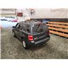 Image 22 : PARKSVILLE - 2008 FORD ESCAPE, BLACK, 274294 KMS, FOUR WHEEL DRIVE. - PA93596