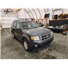 Image 9 : PARKSVILLE - 2008 FORD ESCAPE, BLACK, 274294 KMS, FOUR WHEEL DRIVE. - PA93596