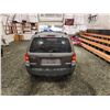 Image 19 : PARKSVILLE - 2005 FORD ESCAPE, GREY, 216241 KMS, FOUR WHEEL DRIVE. - JA64145