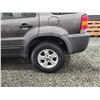 Image 29 : PARKSVILLE - 2005 FORD ESCAPE, GREY, 216241 KMS, FOUR WHEEL DRIVE. - JA64145