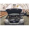 Image 32 : PARKSVILLE - 2005 FORD ESCAPE, GREY, 216241 KMS, FOUR WHEEL DRIVE. - JA64145