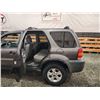 Image 45 : PARKSVILLE - 2005 FORD ESCAPE, GREY, 216241 KMS, FOUR WHEEL DRIVE. - JA64145
