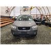 Image 6 : PARKSVILLE - 2005 FORD ESCAPE, GREY, 216241 KMS, FOUR WHEEL DRIVE. - JA64145