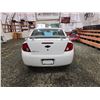 Image 18 : PARKSVILLE - 2005 CHEVY COBALT, WHITE, 206476 KMS, FRONT WHEEL DRIVE. - B550012