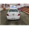 Image 19 : PARKSVILLE - 2005 CHEVY COBALT, WHITE, 206476 KMS, FRONT WHEEL DRIVE. - B550012