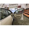 Image 38 : PARKSVILLE - 2008 BUICK LUCERNE, WHITE, 204148 KMS, FRONT WHEEL DRIVE. - B155006