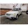 Image 3 : PARKSVILLE - 2011 SUBARU FORESTER, WHITE, 144258 KMS, ALL WHEEL DRIVE. - D722999