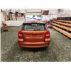 Image 19 : PARKSVILLE - 2007 DODGE CALIBER, ORANGE, 99584 KMS, FRONT WHEEL DRIVE. - B384319