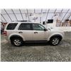 Image 11 : PARKSVILLE - 2008 FORD ESCAPE, BROWN, 251279 KMS, FOUR WHEEL DRIVE. NO RESERVE. - PA89142
