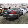 Image 14 : PARKSVILLE - 2007 MERCEDES E550, GREY, 202333 KMS, ALL WHEEL DRIVE. - D159593