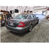Image 15 : PARKSVILLE - 2007 MERCEDES E550, GREY, 202333 KMS, ALL WHEEL DRIVE. - D159593