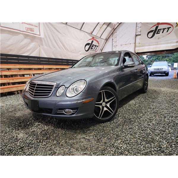 PARKSVILLE - 2007 MERCEDES E550, GREY, 202333 KMS, ALL WHEEL DRIVE. - D159593