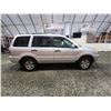 Image 11 : PARKSVILLE - 2005 HONDA PILOT, SILVER, 256520 KMS, ALL WHEEL DRIVE. - P000632