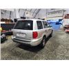 Image 15 : PARKSVILLE - 2005 HONDA PILOT, SILVER, 256520 KMS, ALL WHEEL DRIVE. - P000632