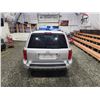 Image 19 : PARKSVILLE - 2005 HONDA PILOT, SILVER, 256520 KMS, ALL WHEEL DRIVE. - P000632