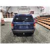Image 18 : PARKSVILLE - 2004 FORD ESCAPE, BLUE, 288537 KMS, FOUR WHEEL DRIVE. - JB04271