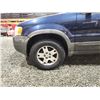 Image 31 : PARKSVILLE - 2004 FORD ESCAPE, BLUE, 288537 KMS, FOUR WHEEL DRIVE. - JB04271