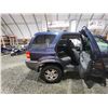 Image 40 : PARKSVILLE - 2004 FORD ESCAPE, BLUE, 288537 KMS, FOUR WHEEL DRIVE. - JB04271