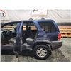 Image 45 : PARKSVILLE - 2004 FORD ESCAPE, BLUE, 288537 KMS, FOUR WHEEL DRIVE. - JB04271